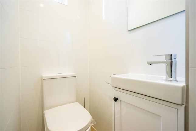 First Floor Flat, 69, Broomsleigh Street, London photo 5