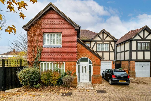 Thumbnail Detached house for sale in Green Lane, New Malden, Worcester Park