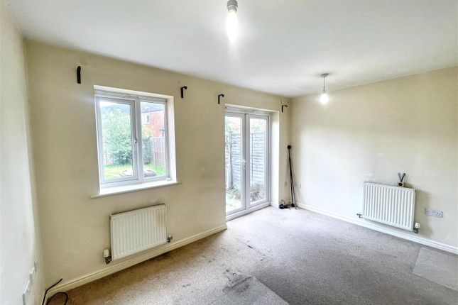 00, St. Thomas Way, Rugeley photo 3