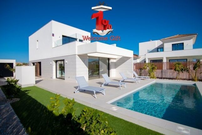 Thumbnail Villa for sale in Los Montesinos, Los Montesinos, Alicante, Spain