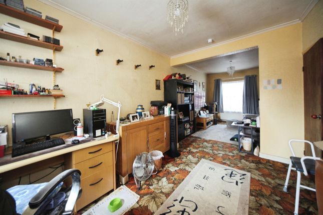 30, Jubilee Street, Luton photo 4