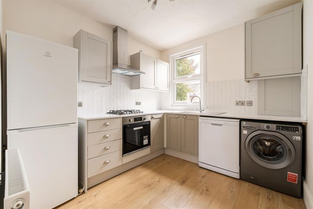 Beech Hall Road, Chingford photo 3