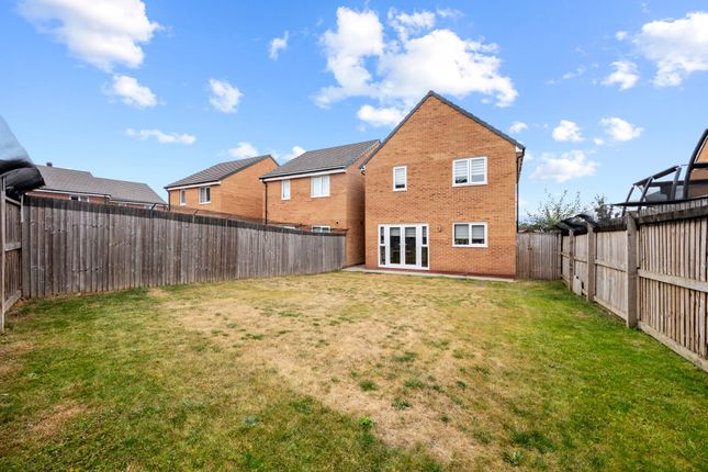 28 Meadowmead, Leigh photo 4