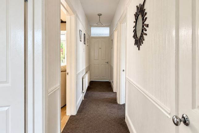 8, Shakespeare Avenue, Westcliff-on-sea photo 4