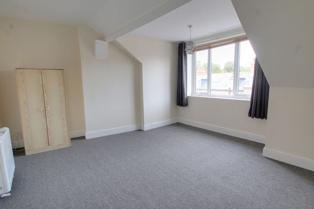 34, Glenfield Road, Leicester photo 2