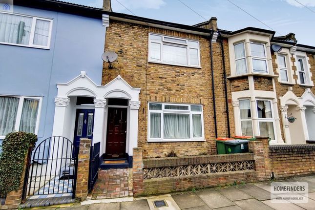 Thumbnail Terraced house for sale in Hartland Road, Stratford