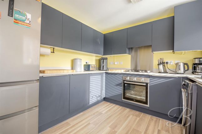 39, Swan Lane, Ollerton photo 4
