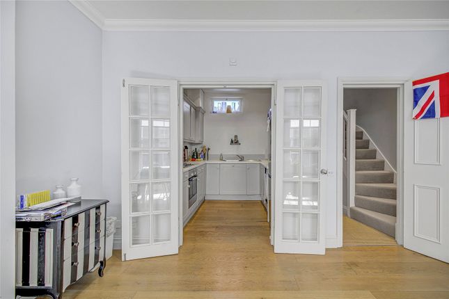 First and Second Floor Flat, 15, Cavaye Place, London photo 4