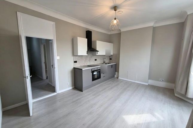11, Saint Antony's Road, London photo 2