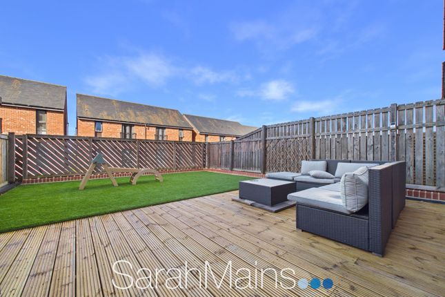 54 William Wailes Walk, Gateshead photo 4