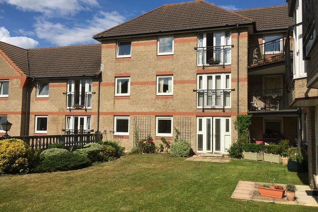 2 bed flat for sale in Briary Court, Cowes, Isle Of Wight PO31