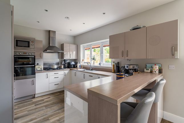 10 Hendre Las, Abergele photo 3