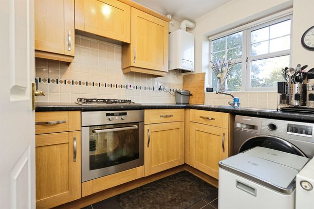 Henbury Drive, Birmingham photo 4