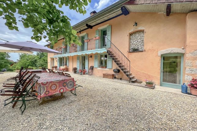 Villa for sale in Lepin Le Lac, Annecy / Aix Les Bains, French Alps / Lakes