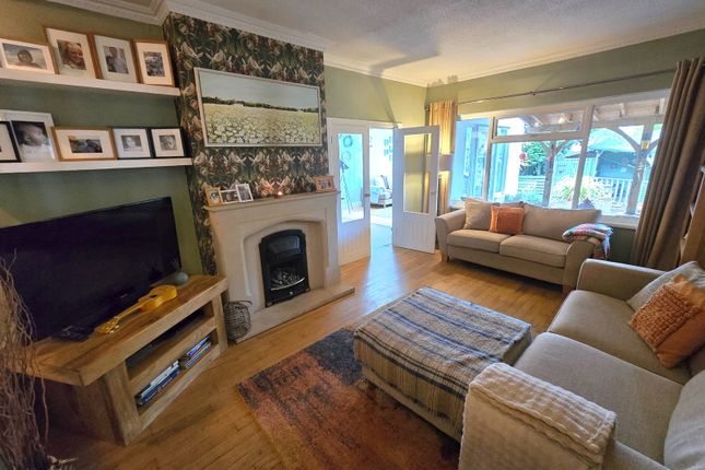 Elias Drive, Neath photo 4