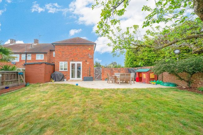 101, Farnham Lane, Farnham Royal photo 4