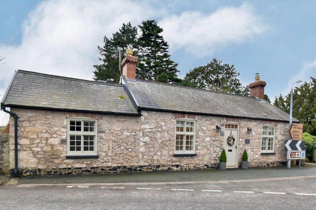 Cottage for sale in South Street, Caerwys, Mold