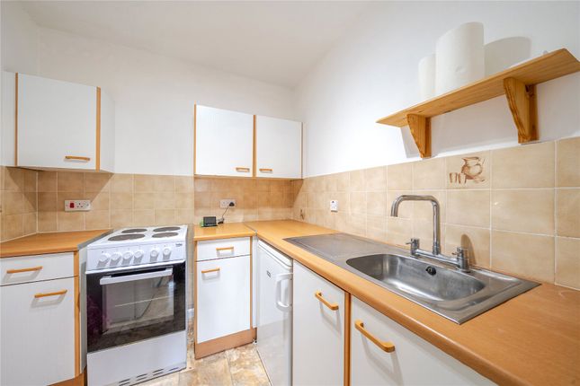 Flat 5,, Beaumont Lodge, West Wickham photo 4