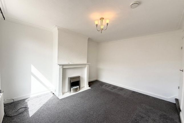 28, Woodlea Street, West Yorkshire photo 5