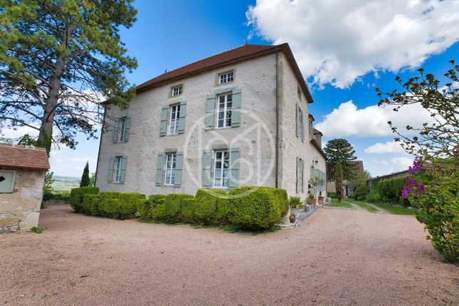 Property for sale in Charroux, 03140, France, Auvergne, Charroux, 03140, France