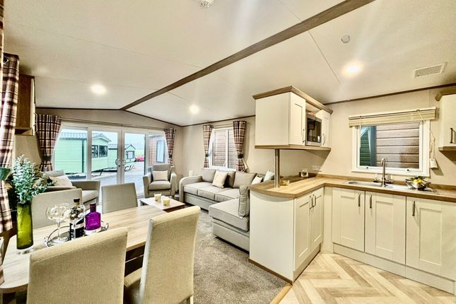 Abi Wimbledon, Fell End Caravan Park, Milnthorpe photo 2