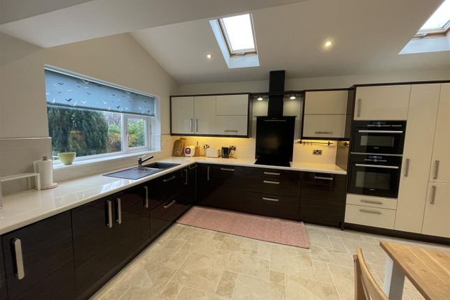 4-bed house on 2, Derriman Glen, Sheffield, £2,200/mo