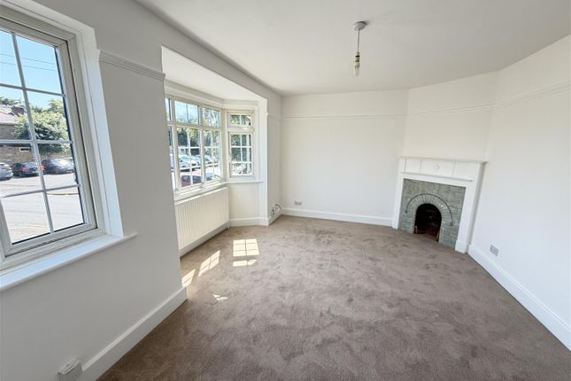 1a, Albert Road, Ashtead photo 4