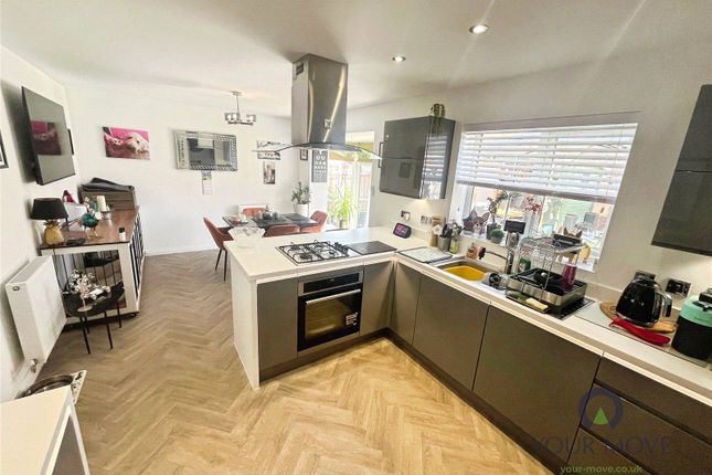 20, Deepfields Drive, Heanor photo 2