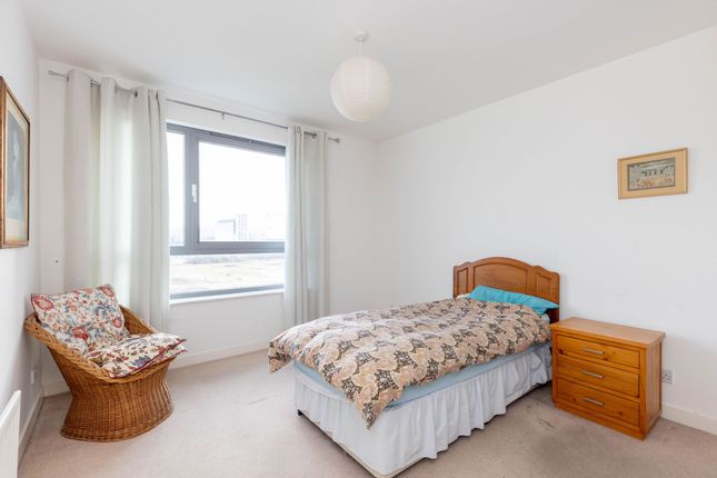 Flat for sale in 3/18 Western Harbour Midway, Newhaven, Edinburgh