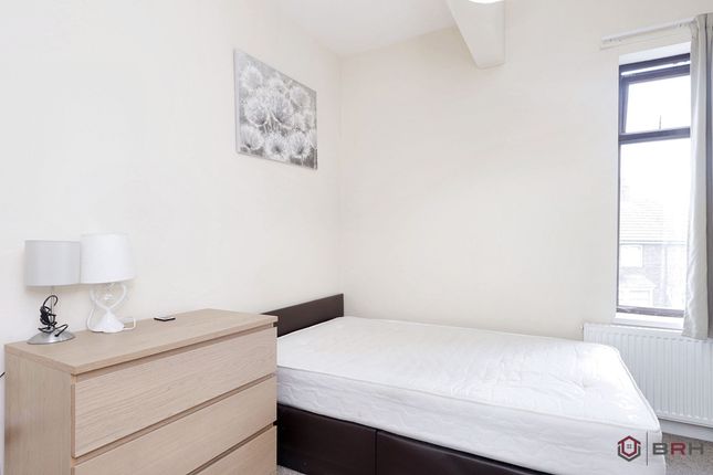 5 New Station Road, Mexborough photo 3
