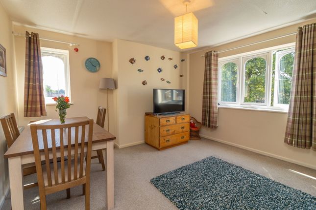 27, The Lindens, Towcester photo 3