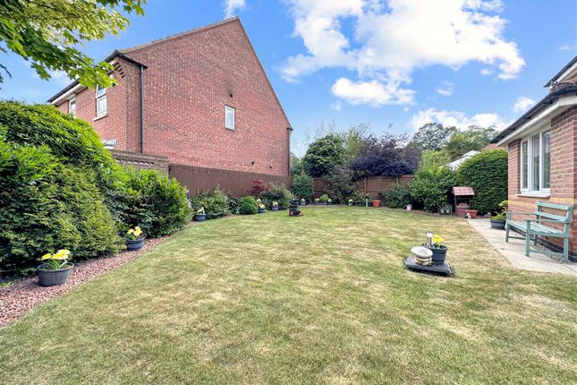 Lovely Enclosed Garden 714