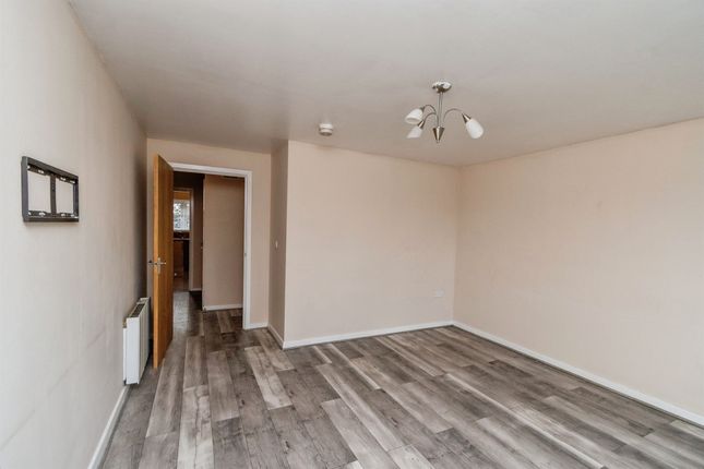 Squires Grove, Willenhall photo 5