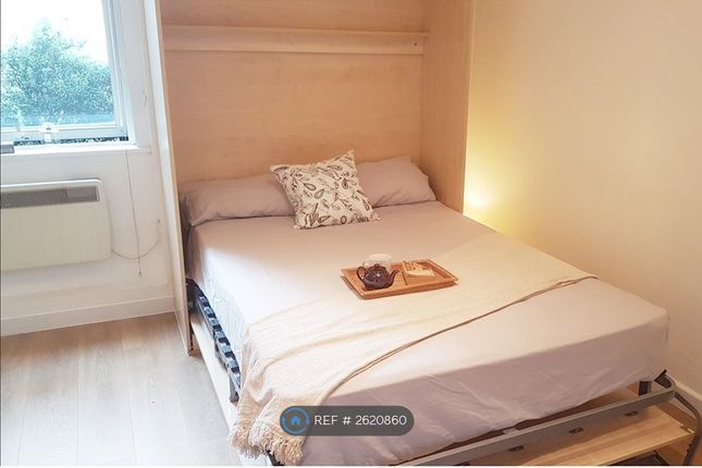 Furnished Double Bed