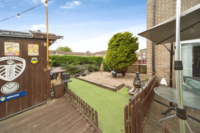34, Middleton Avenue, LEEDS photo 4