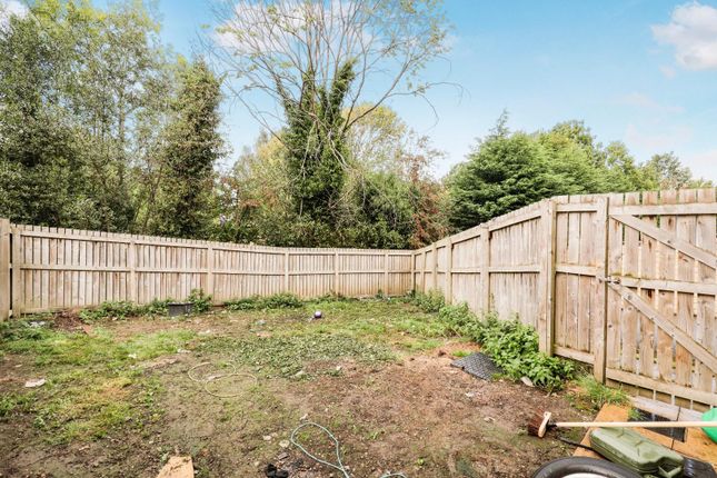4, Brookfield Fold, Harrogate photo 4