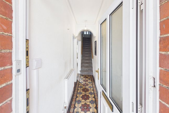 39, St. Pauls Road, Gloucestershire photo 5
