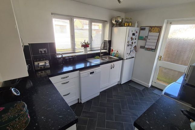 Detached house for sale in Diamond Drive, Irthlingborough