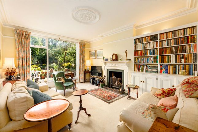 43, Clarendon Drive, London photo 2