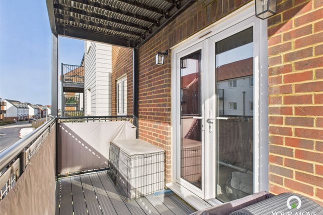 Flat 2, 6, Pictor Drive, Kent photo 5