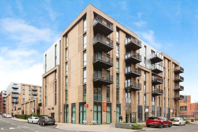 Thumbnail Flat for sale in Lockside Lane, Salford, Greater Manchester