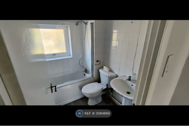 Bletchley, Milton Keynes photo 3