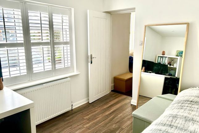 50, St. Leonards Avenue, Hayling Island photo 3