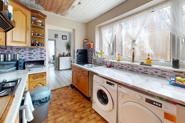 106, Thornton Street, Middlesbrough photo 5
