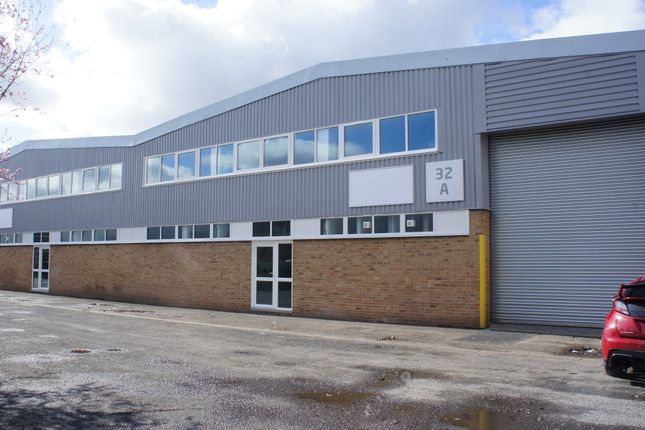 Thumbnail Industrial to let in Unit 32A, Techno Trading Estate, Swindon