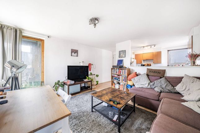 Thumbnail Flat to rent in Cremer Street, Hoxton, London