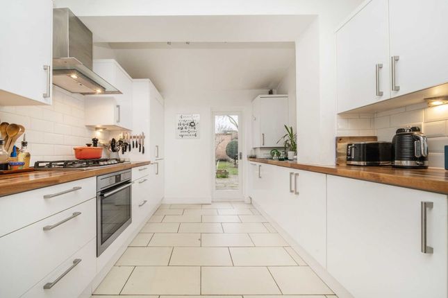 Terraced house for sale in Hydethorpe Road, London