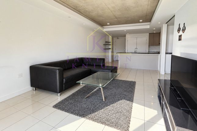 Apartment 504 Hoola West Tower 1, Tidal Basin Road, Greater London photo 3