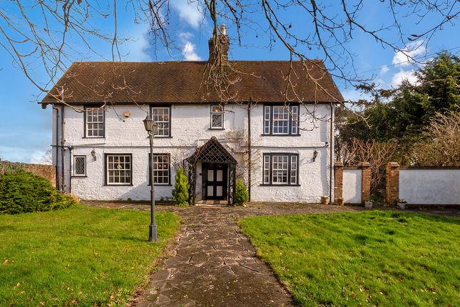 Detached house for sale in Little Sutton Lane Langley, Buckinghamshire