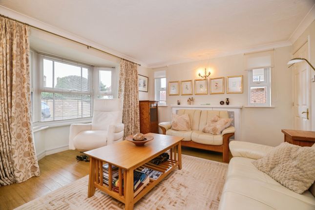 29, Woodlands Walk, Middlesbrough photo 3